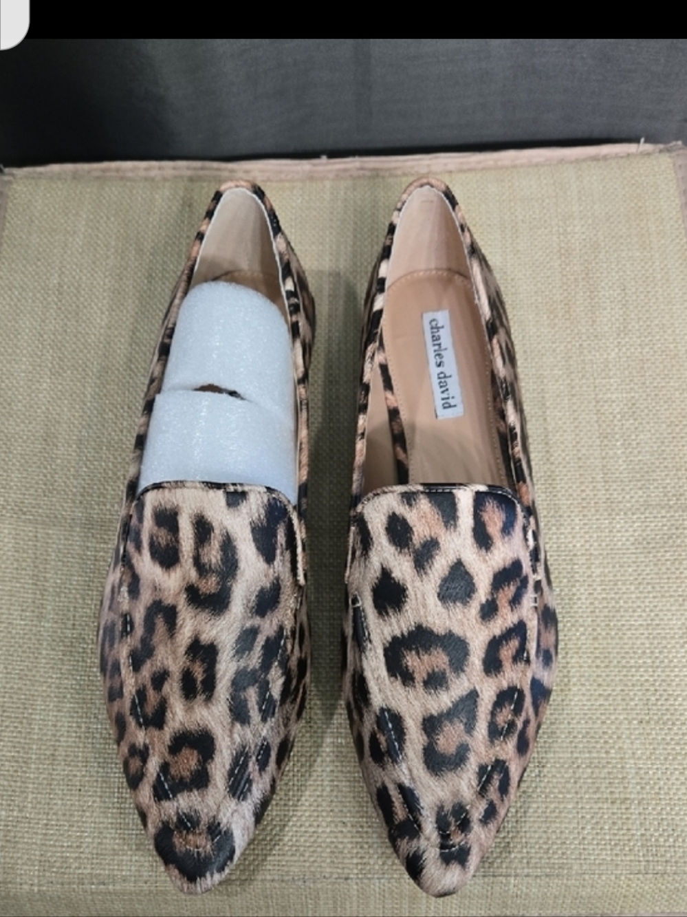 Charles David Leopard Print Pointed Loafers in Tan and Black - Picture 10 of 11
